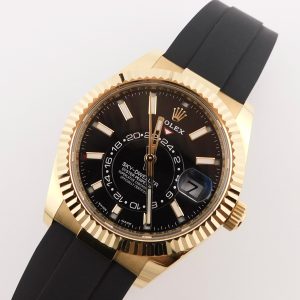 Rolex Sky-Dweller 326238, Yellow Gold, Box/Paper