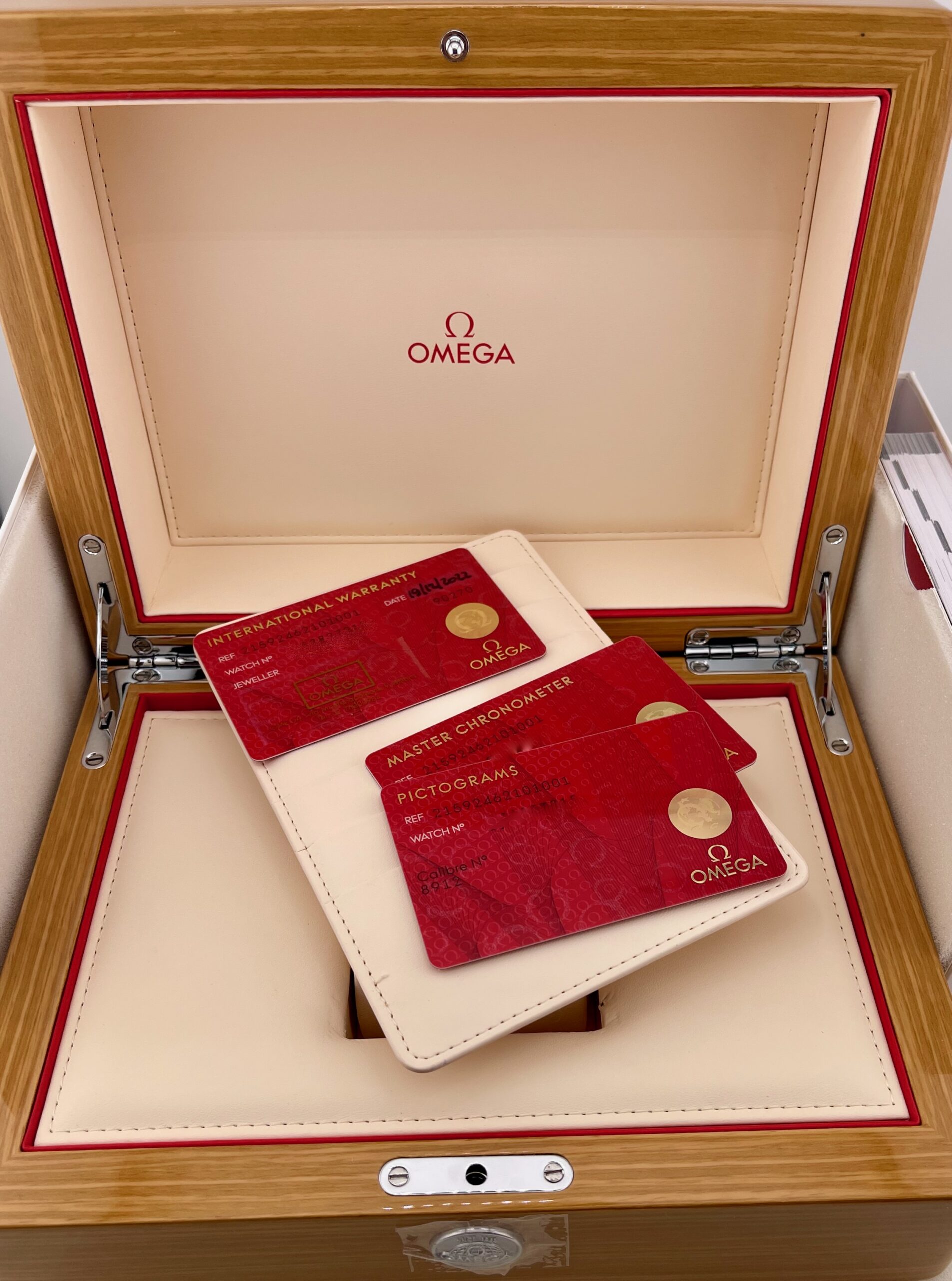 Omega Seamaster Ultra Deep 6000M Planet Ocean 45.5mm, Box/Paper - immagine 6