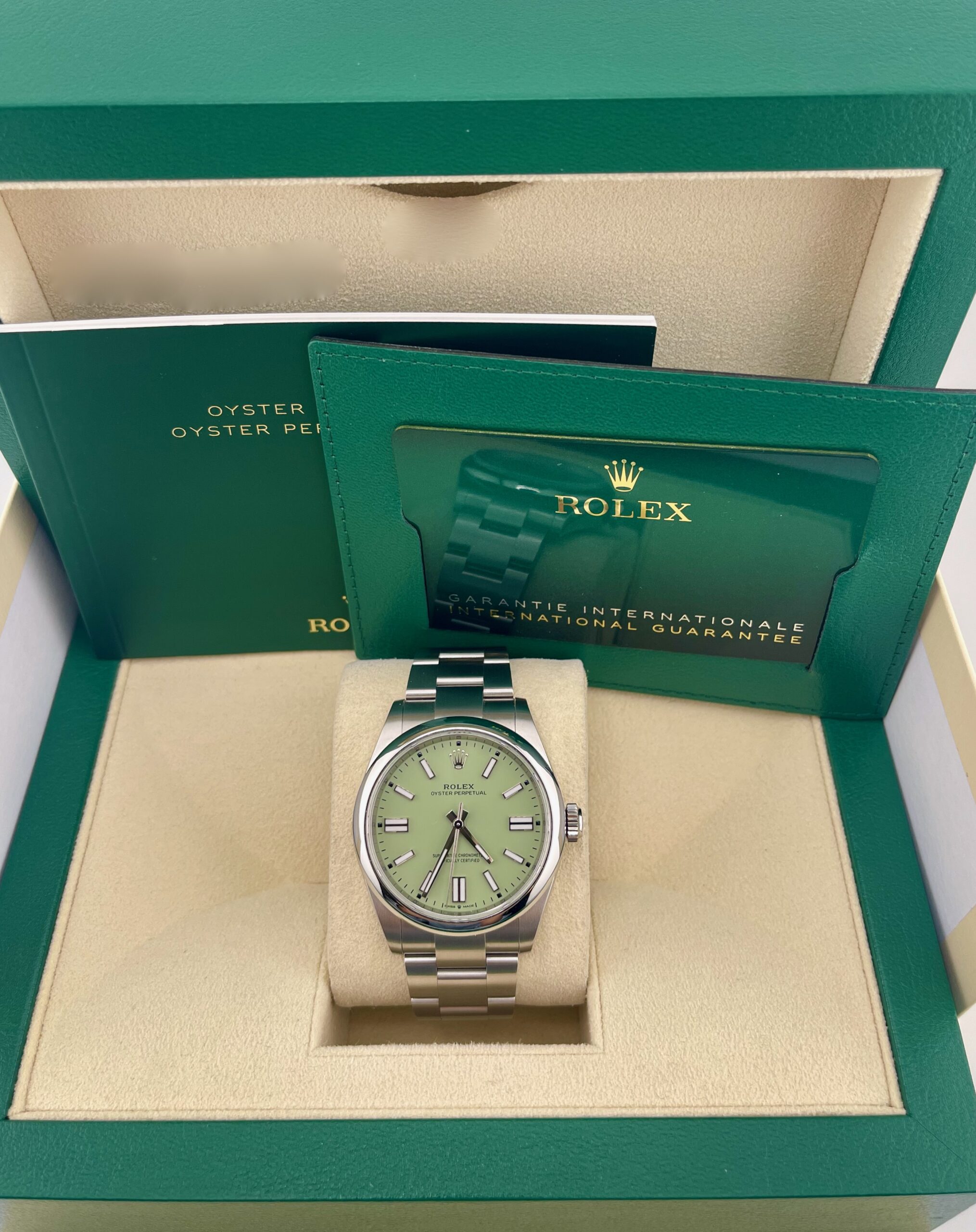 Rolex Oyster Perpetual 41 134300, Pistachio, Box/Paper - Image 5