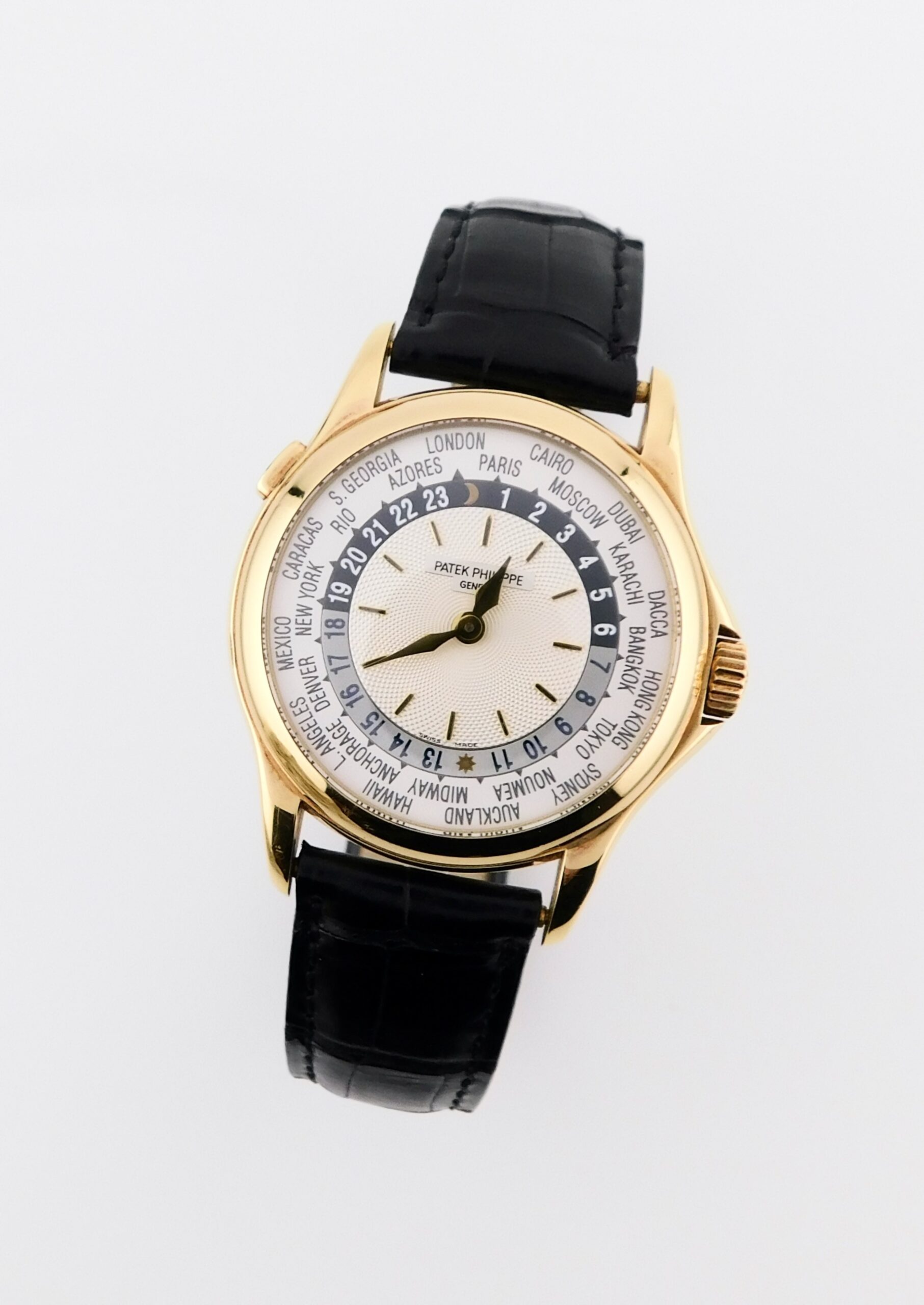 Patek Philippe World Time 5110J, Yellow Gold, Box/Paper