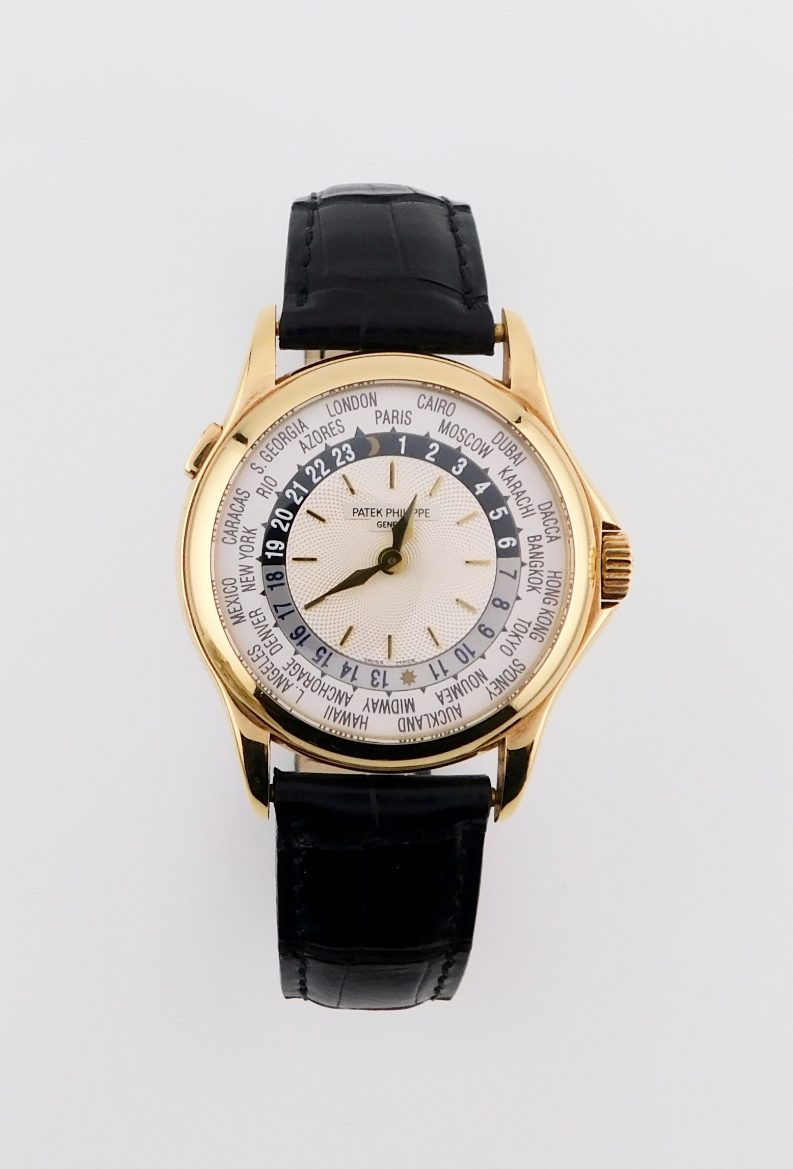 Patek Philippe World Time 5110J, Yellow Gold, Box/Paper - Image 2