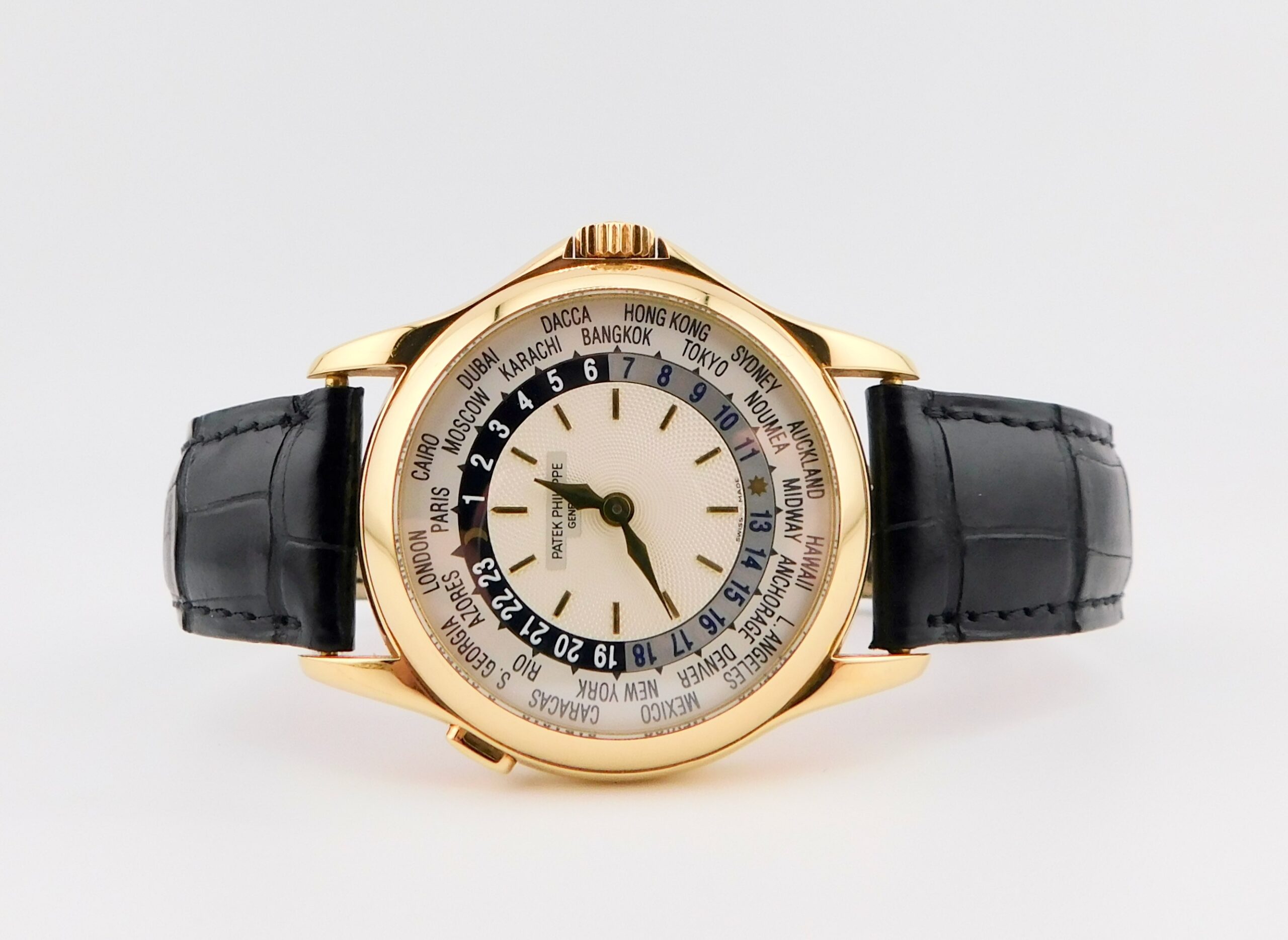 Patek Philippe World Time 5110J, Yellow Gold, Box/Paper - Image 3