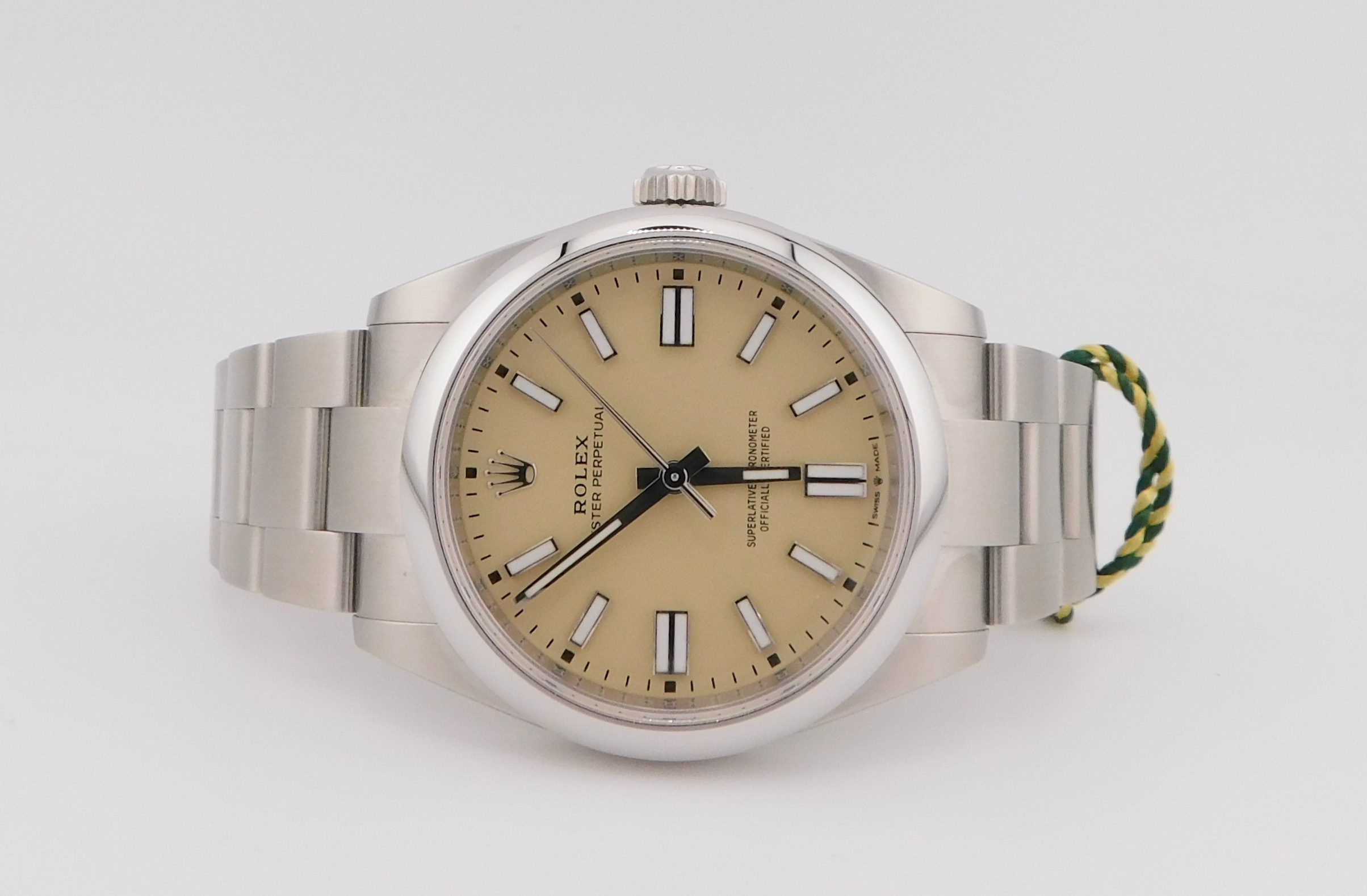 Rolex Oyster Perpetual 41 Beige Dial 134300, New 2026, Box/Paper - immagine 2