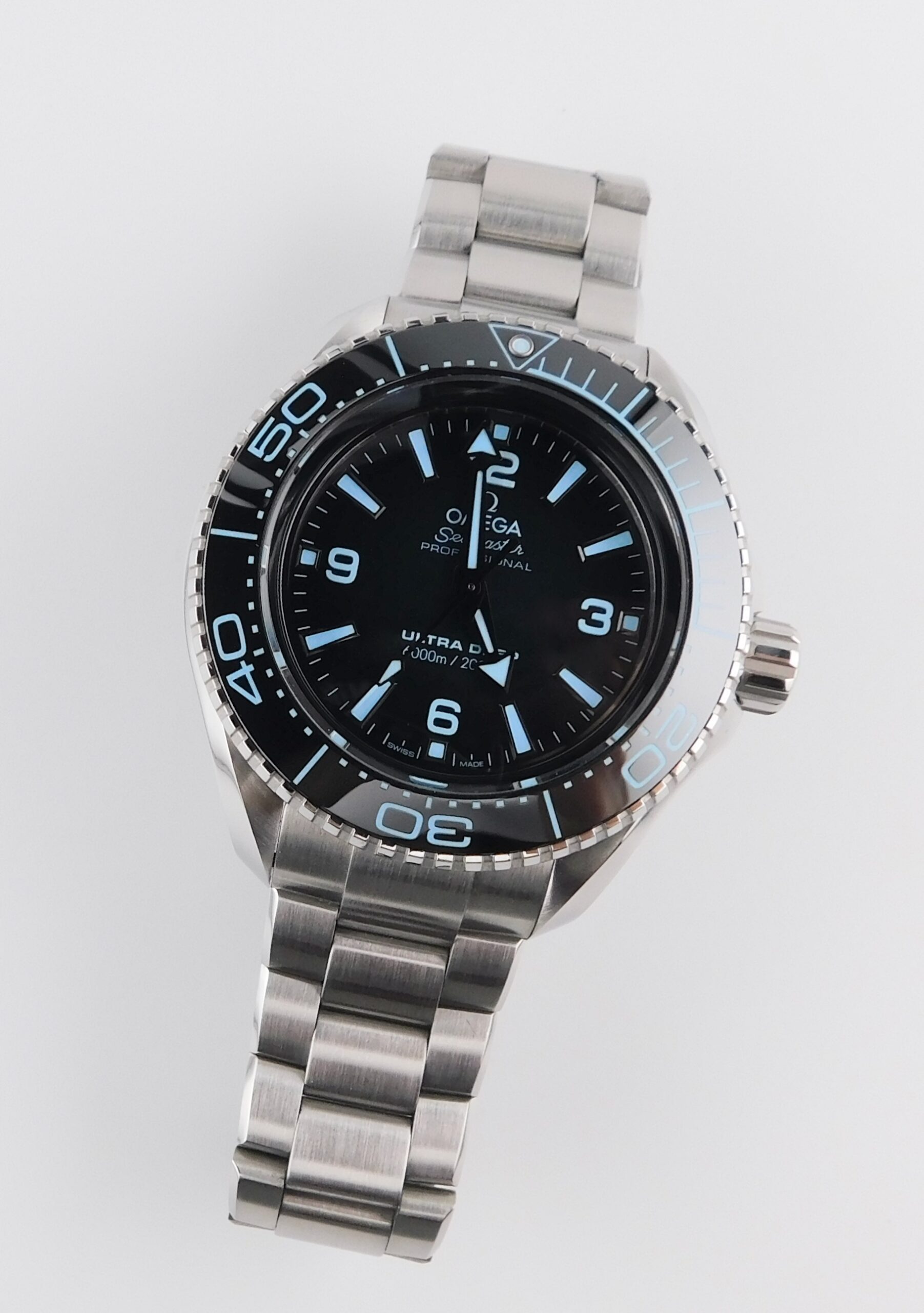 Omega Seamaster Ultra Deep 6000M 215.30.46.21.03.002, New, Box/Paper
