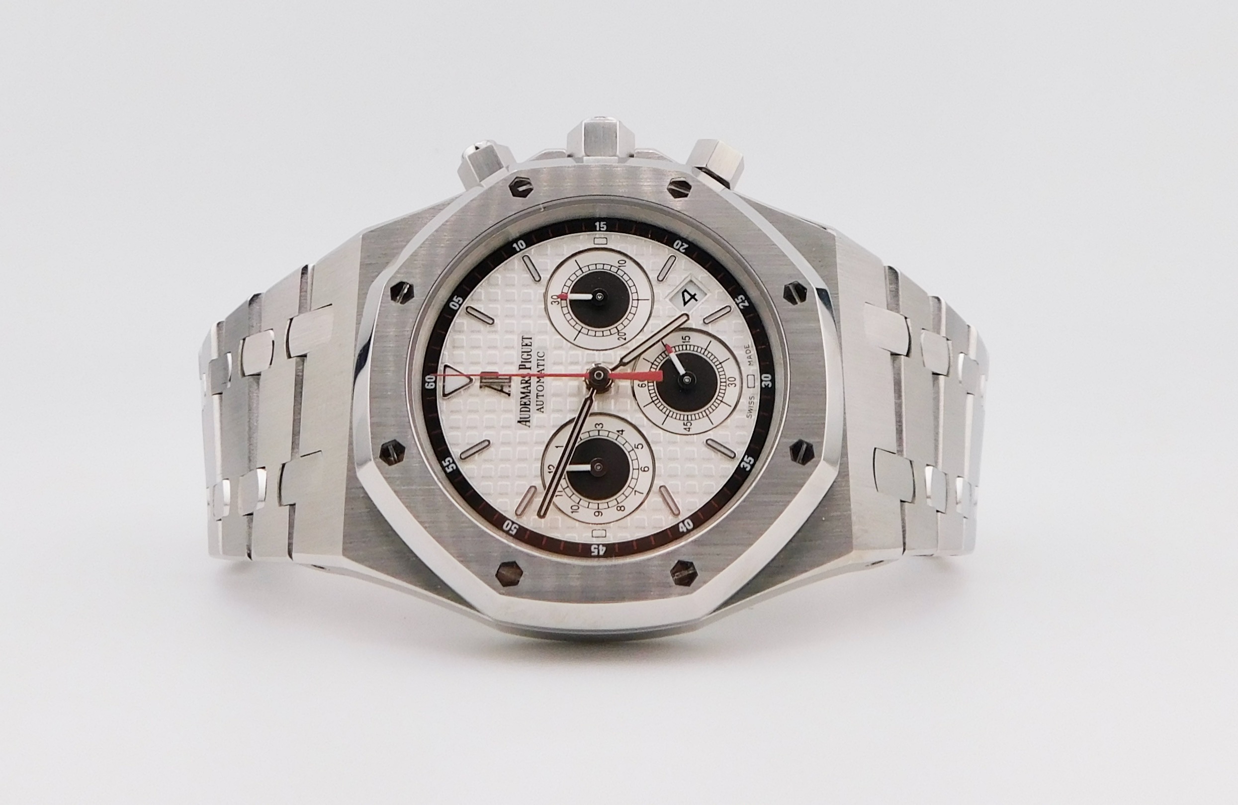 Audemars Piguet Royal Oak Chronograph 26300ST, Box/Paper - immagine 3