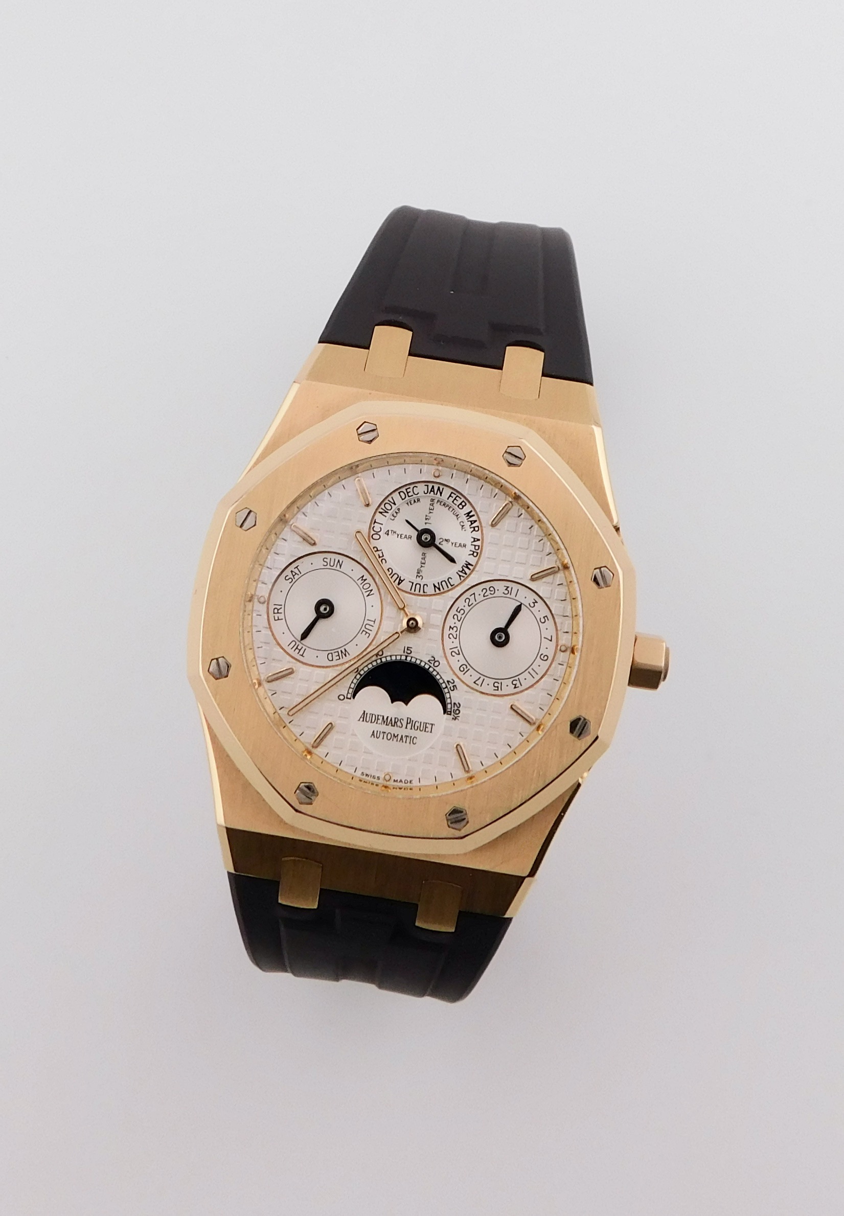 Audemars Piguet Royal Oak Perpetual Calendar, Extract from the Archives/Box
