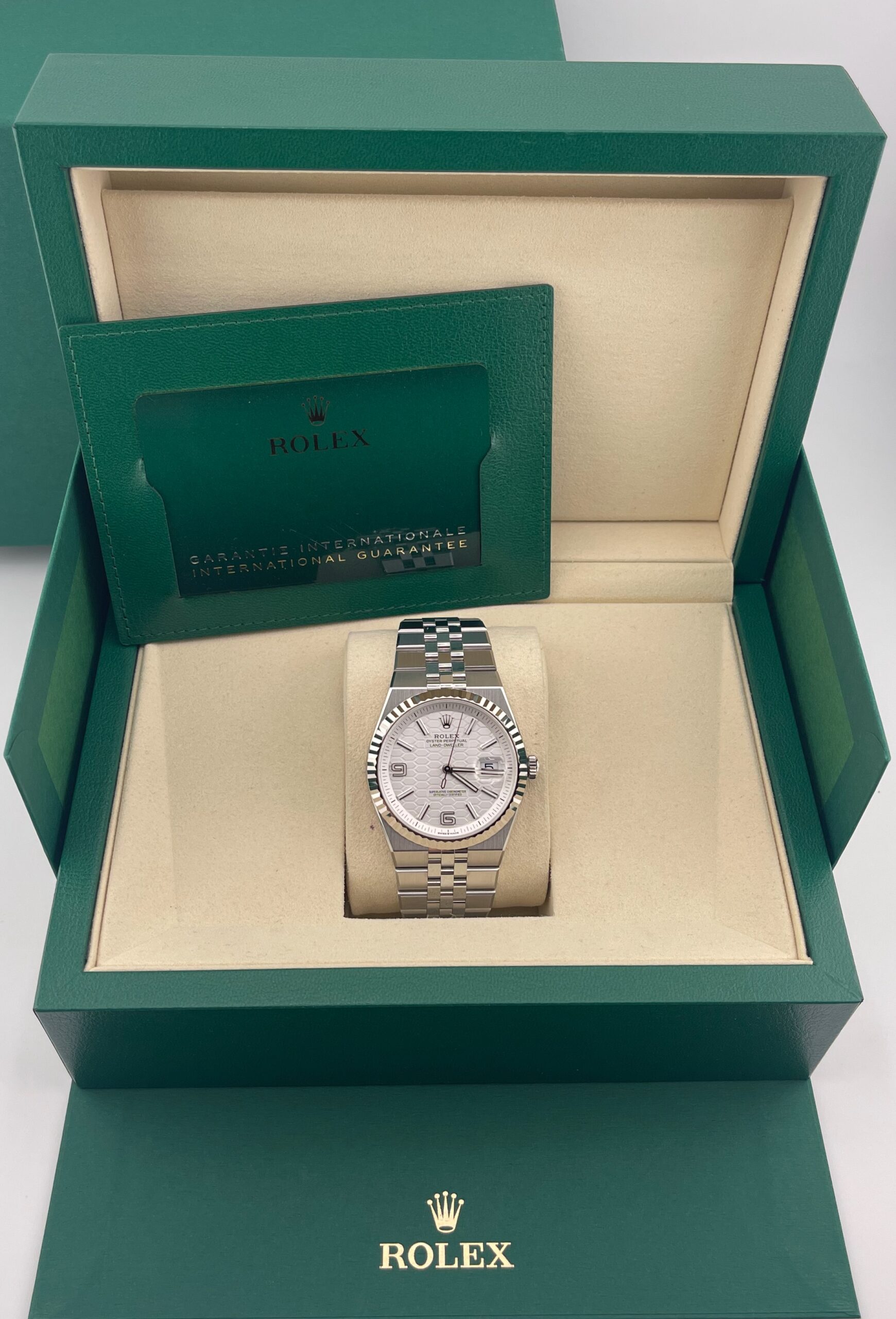 Rolex Land-Dweller 40 Oyster ref. 127334, New, Box/Paper - immagine 5