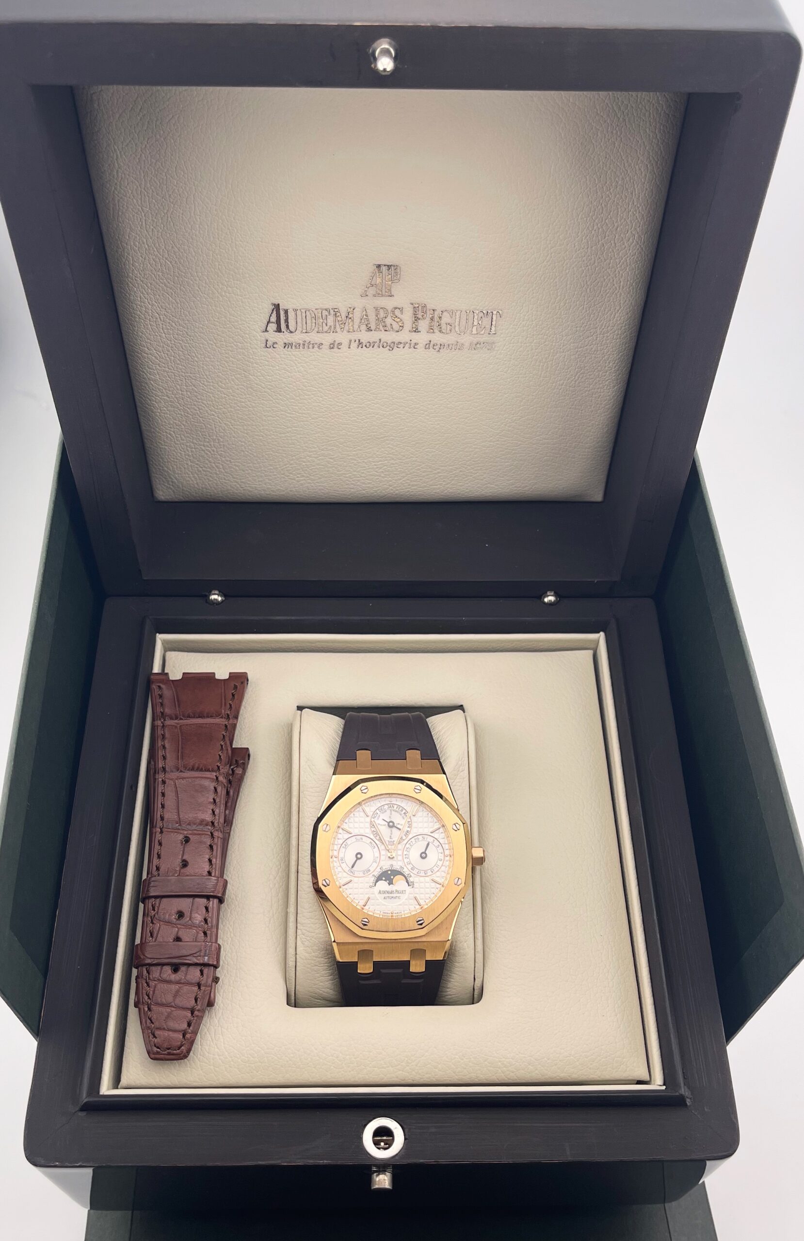 Audemars Piguet Royal Oak Perpetual Calendar, Extract from the Archives/Box - immagine 5